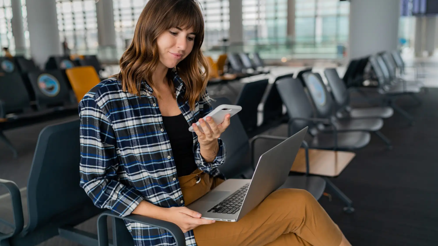 Challenges-Faced-By-Airlines-In-Onboarding-Servicing-And-Maximizing-Revenue-From-Corporate-Clients