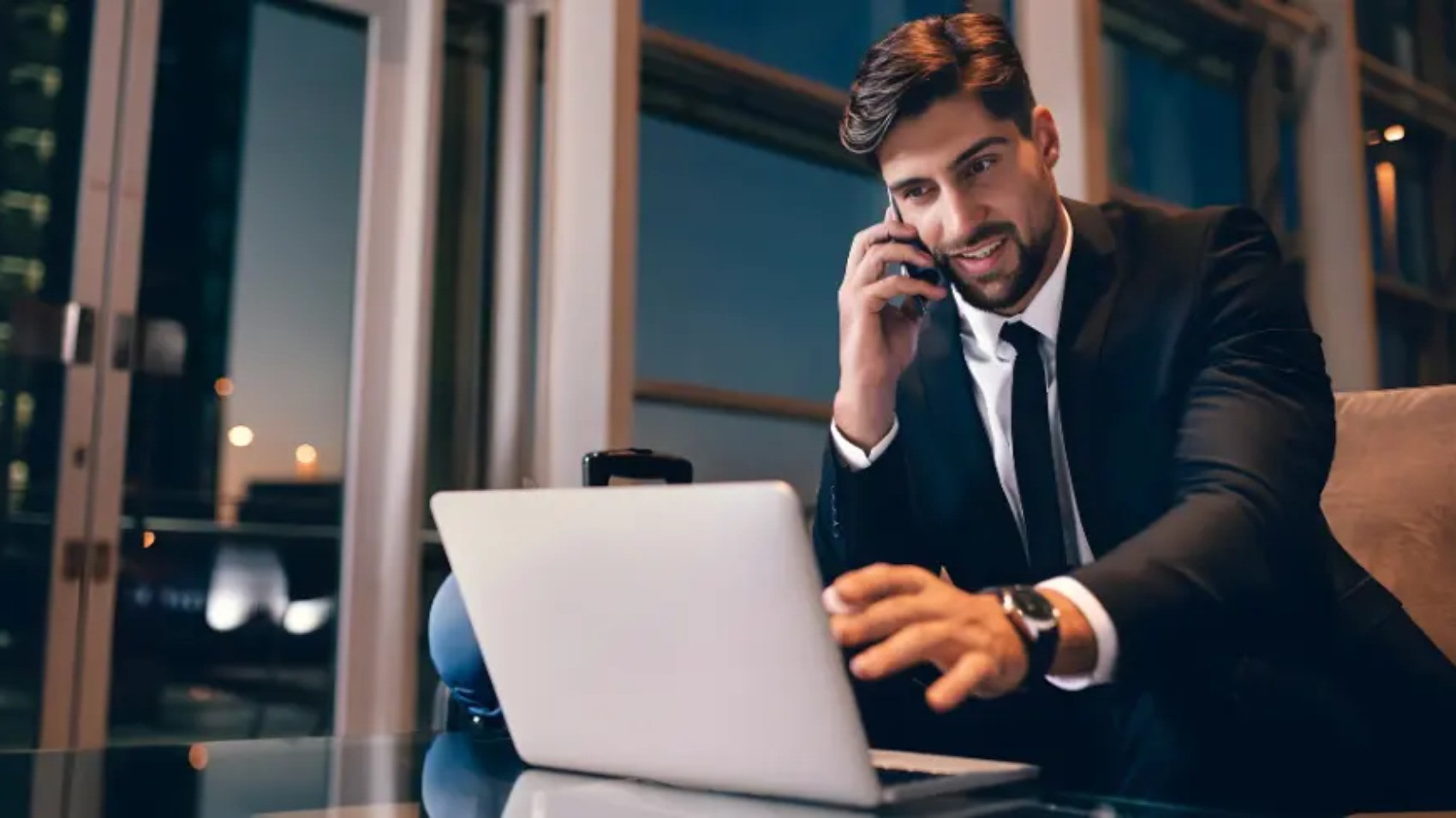 Corporate smart sourcing for airlines